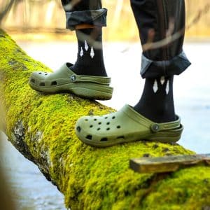“Daily Socks For Explorers” jeb Zeķes ceļotājiem ir radītas ņemot vērā aktīva dzīvesveida piekritēju prasības. Ražots Latvijā no Merino vilnas.