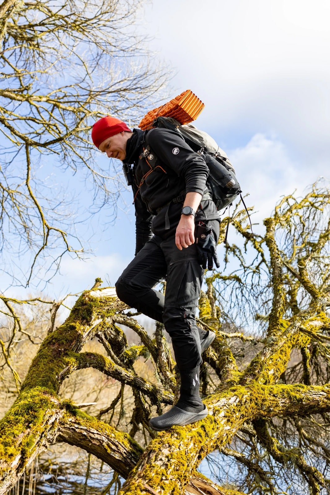 “Daily Socks For Explorers” jeb Zeķes ceļotājiem ir radītas ņemot vērā aktīva dzīvesveida piekritēju prasības. Ražots Latvijā no Merino vilnas.