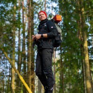“Daily Socks For Explorers” jeb Zeķes ceļotājiem ir radītas ņemot vērā aktīva dzīvesveida piekritēju prasības. Ražots Latvijā no Merino vilnas.